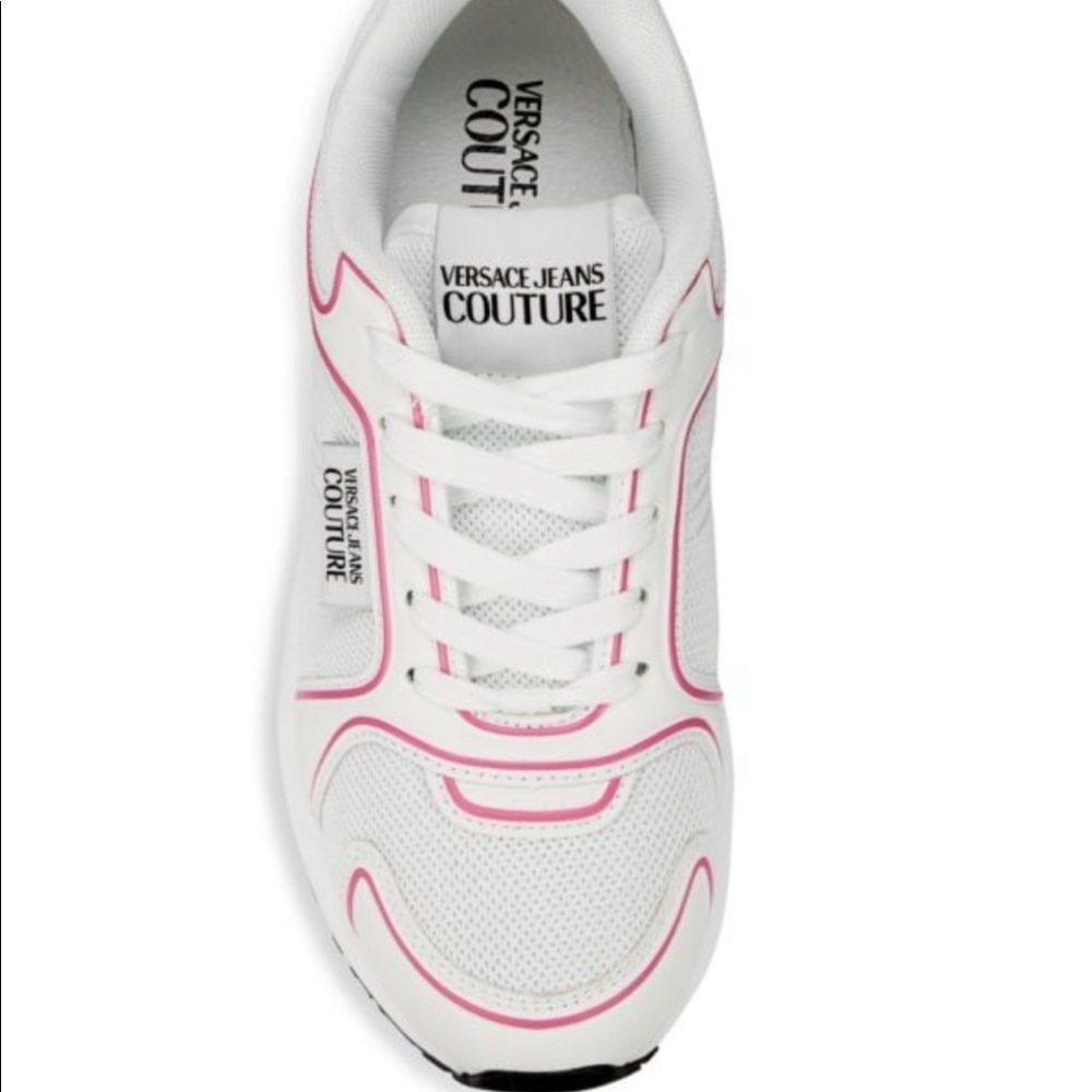 Women’s mesh sneakers
